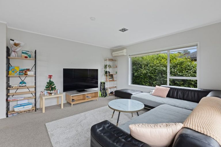 Photo of property in 2/13 Kiri Place, Mairangi Bay, Auckland, 0630