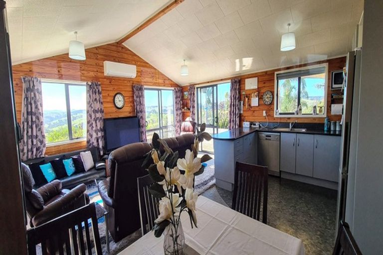 Photo of property in 133 Wearmouth Road, Paparoa, 0571