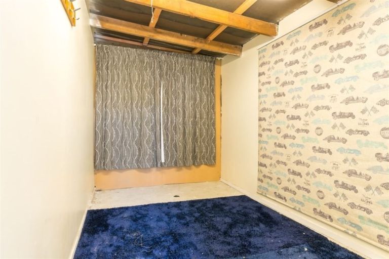 Photo of property in 16 Bradshaw Street, South Dunedin, Dunedin, 9012