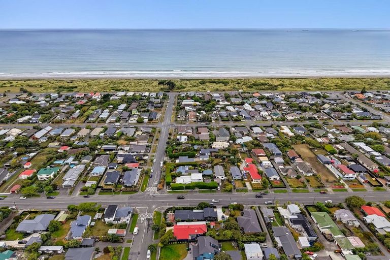 Photo of property in 65 Beatty Street, South New Brighton, Christchurch, 8062