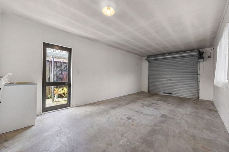 Photo of property in 109 Pooks Road, Ranui, Auckland, 0612
