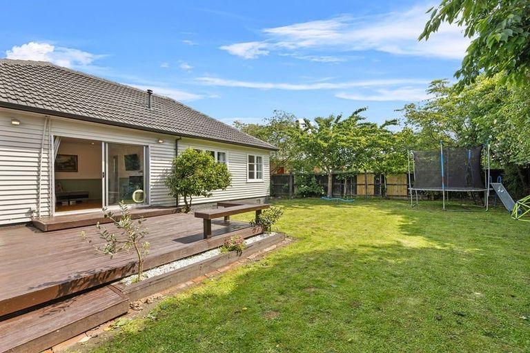 Photo of property in 12 Braemar Place, Avonside, Christchurch, 8061