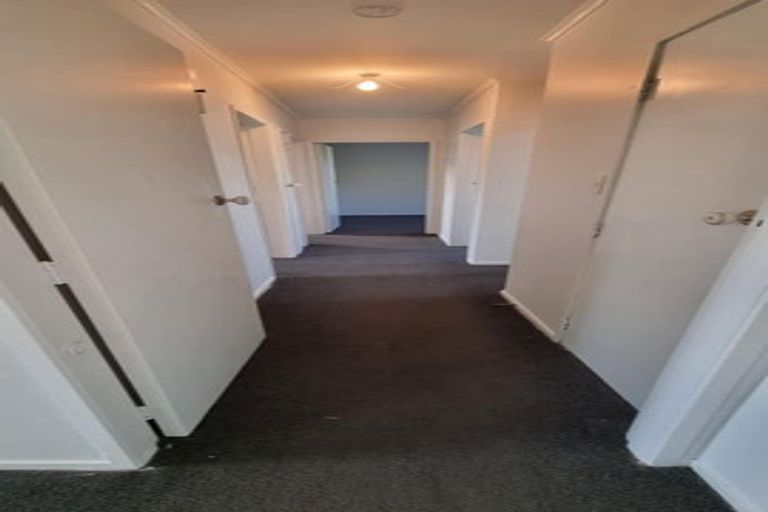 Photo of property in 384 Kahikatea Drive, Dinsdale, Hamilton, 3204