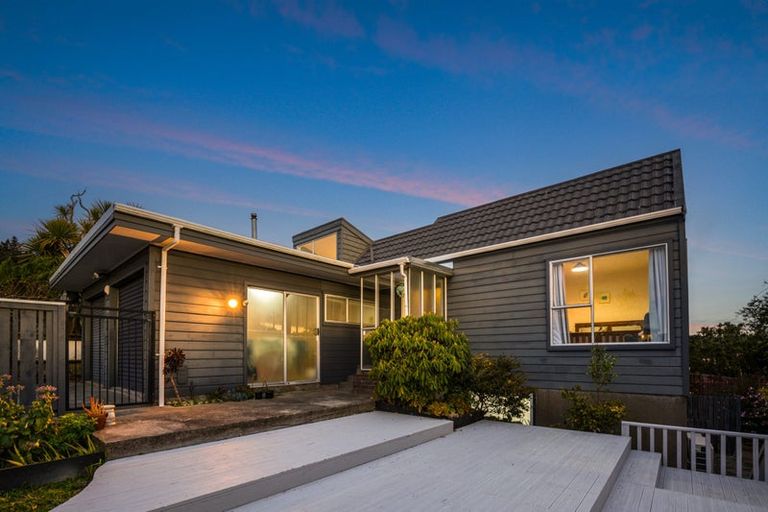 Photo of property in 58 Eskdale Road, Papakowhai, Porirua, 5024