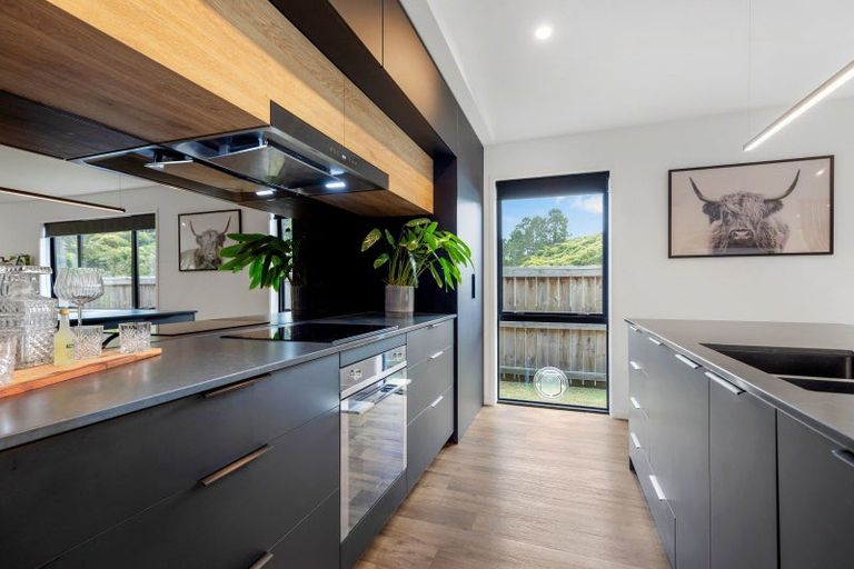 Photo of property in 4 Arohena Court, Ohauiti, Tauranga, 3112