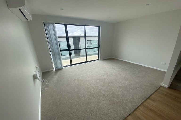 Photo of property in 39 Hinonga Loop, Silverdale, 0932