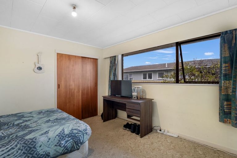 Photo of property in 65 Hinau Street, Castlecliff, Whanganui, 4501