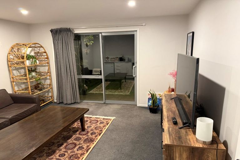 Photo of property in 239a Golf Road, Titirangi, Auckland, 0604