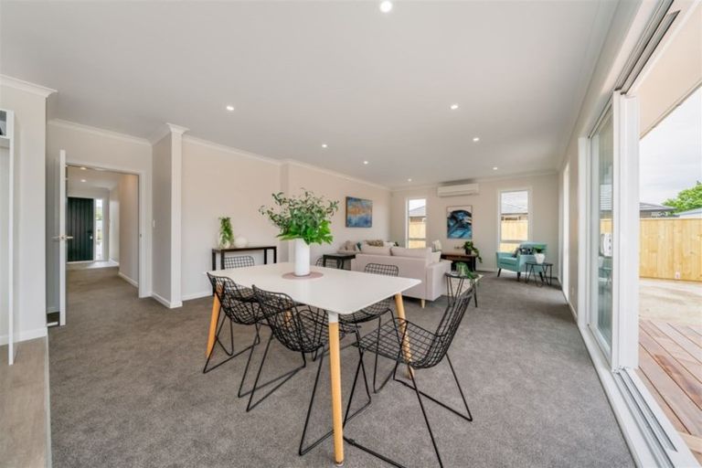 Photo of property in 12 Poulson Grove, Trentham, Upper Hutt, 5018