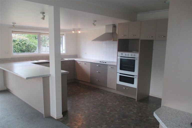 Photo of property in 6 Dix Street, Wigram, Christchurch, 8042