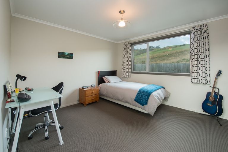 Photo of property in 16 Irwin Logan Drive, Mosgiel, 9024