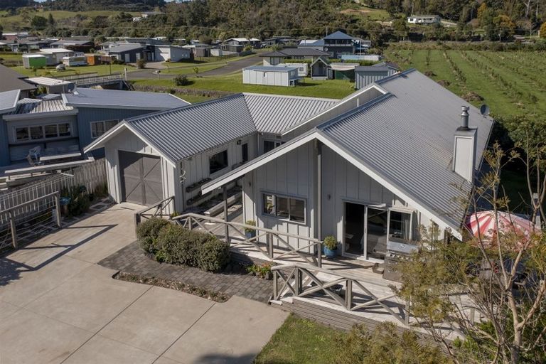 Photo of property in 2 Scott Drive, Cooks Beach, Whitianga, 3591