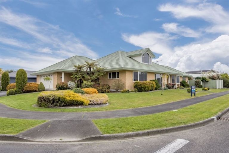 Photo of property in 40 Easton Way, Levin, 5510