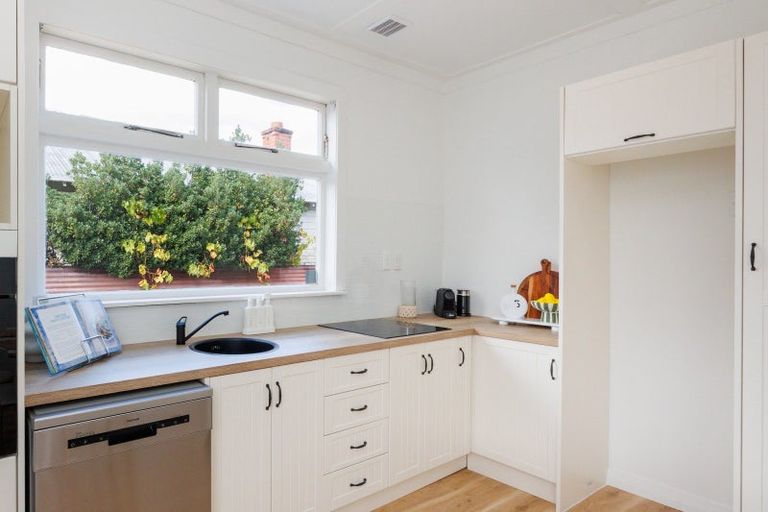 Photo of property in 173 Botanical Road, Takaro, Palmerston North, 4412