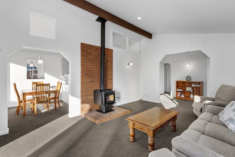 Photo of property in 174 Beach Road, North New Brighton, Christchurch, 8083