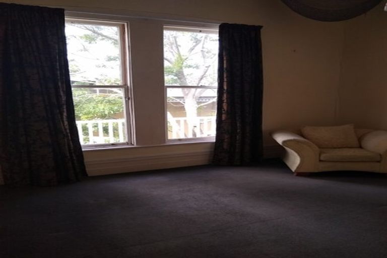 Photo of property in 8 Davis Street, Thorndon, Wellington, 6011