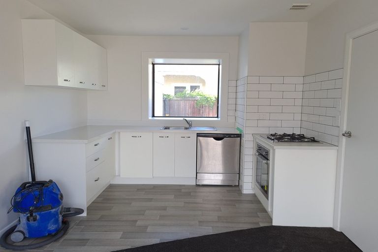 Photo of property in 2/100 Oram Avenue, New Brighton, Christchurch, 8061