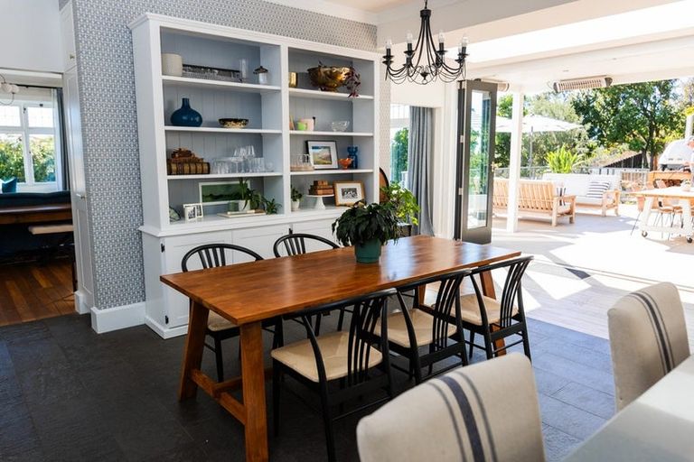 Photo of property in 103 Hackthorne Road, Cashmere, Christchurch, 8022