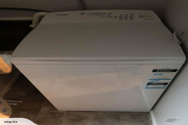 Photo of property in 8/52 Leighton Avenue, Waiwhetu, Lower Hutt, 5010