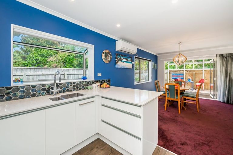 Photo of property in 294b Te Moana Road, Waikanae, 5036