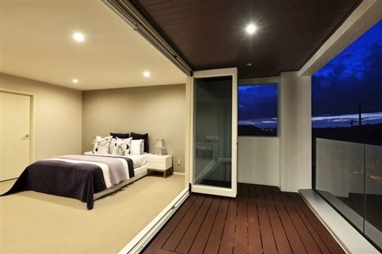 Photo of property in 116 Kittiwake Drive, Schnapper Rock, Auckland, 0632