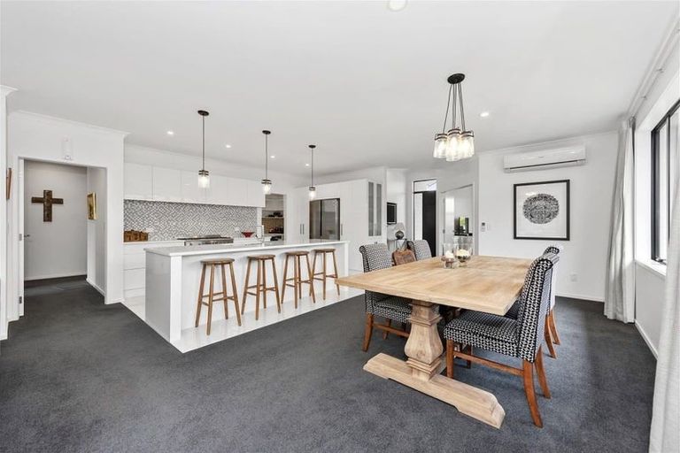 Photo of property in 230 Cumberland Drive, Flagstaff, Hamilton, 3210