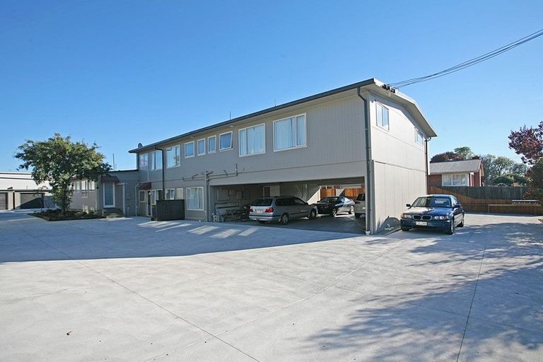 Photo of property in 6/17 Newnham Terrace, Upper Riccarton, Christchurch, 8041