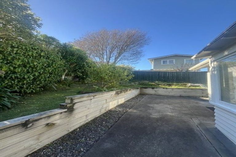 Photo of property in 33 Donald Street, Karori, Wellington, 6012
