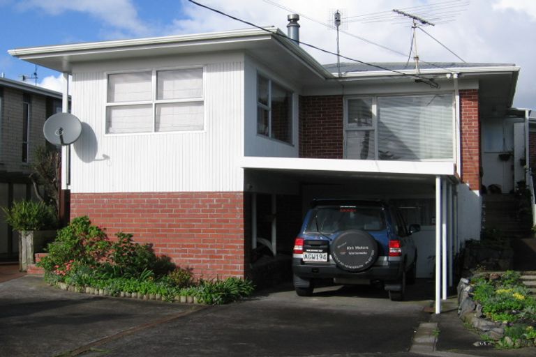 Photo of property in 1 Elizabeth Place, Mairangi Bay, Auckland, 0630