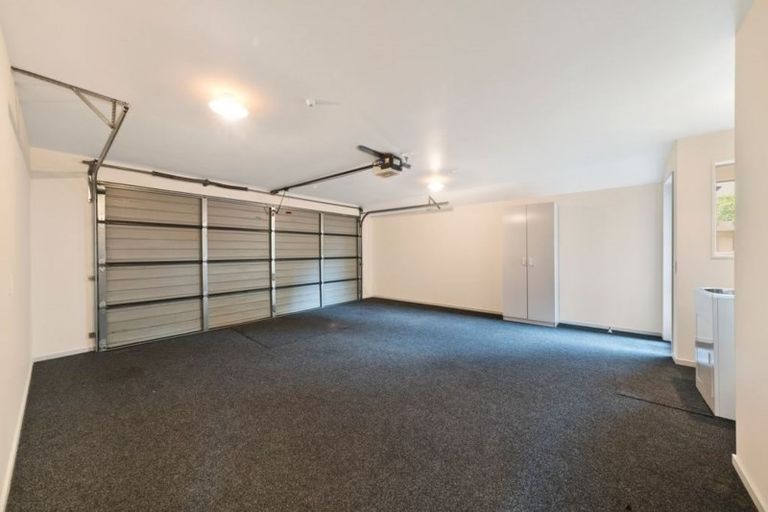 Photo of property in 115 Somerfield Street, Somerfield, Christchurch, 8024