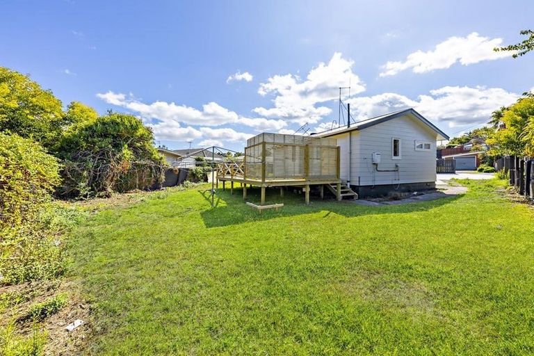 Photo of property in 51 Weymouth Road, Manurewa, Auckland, 2102