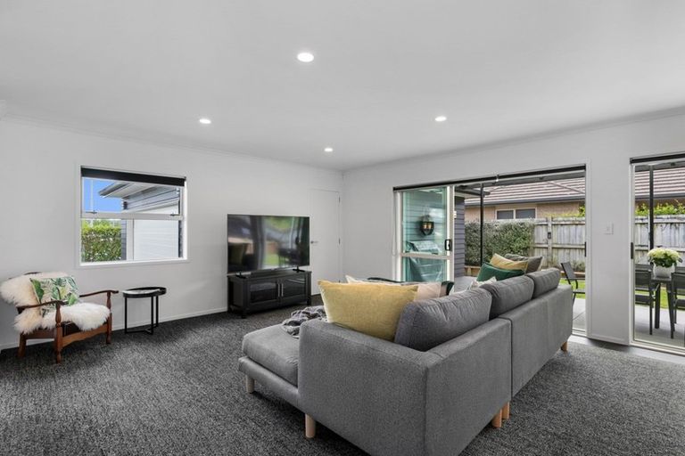 Photo of property in 69 Bathurst Crescent, Pyes Pa, Tauranga, 3112