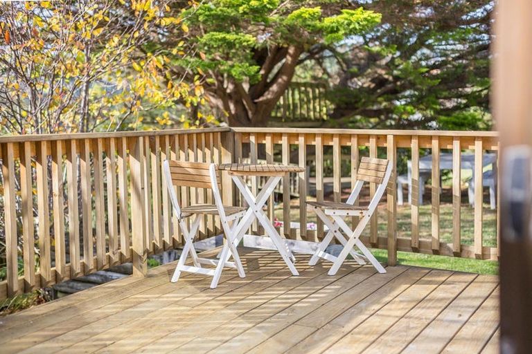 Photo of property in 22 Solander Place, Whitby, Porirua, 5024