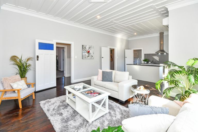 Photo of property in 1/7 Opaheke Road, Papakura, 2110