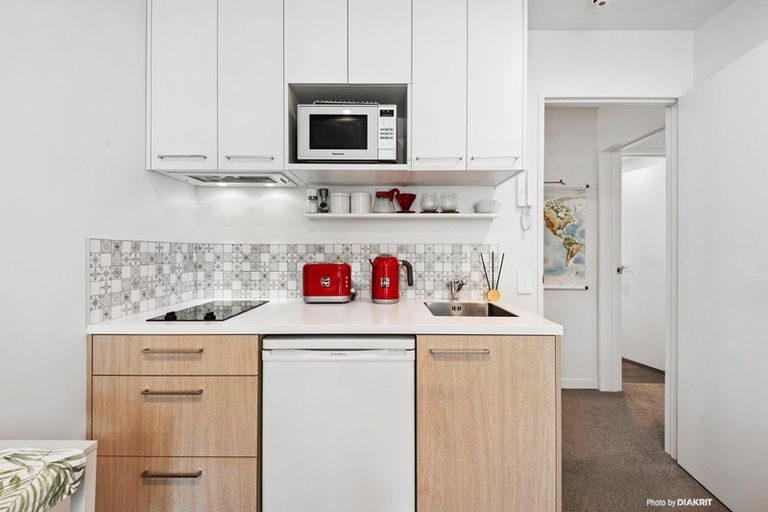 Photo of property in Vsp South, 1006/166 Victoria Street, Te Aro, Wellington, 6011