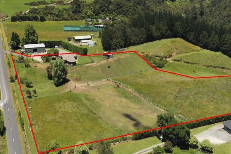 Photo of property in 33 Belk Road South, Omanawa, 3173