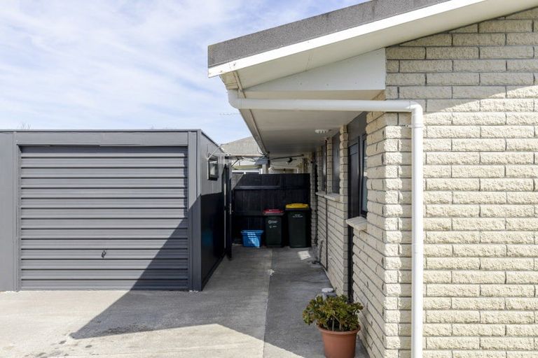 Photo of property in 3/220 Coronation Avenue, Welbourn, New Plymouth, 4310