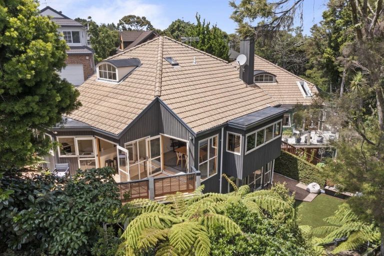 Photo of property in 1/31 Holdaway Avenue, Northcote, Auckland, 0627