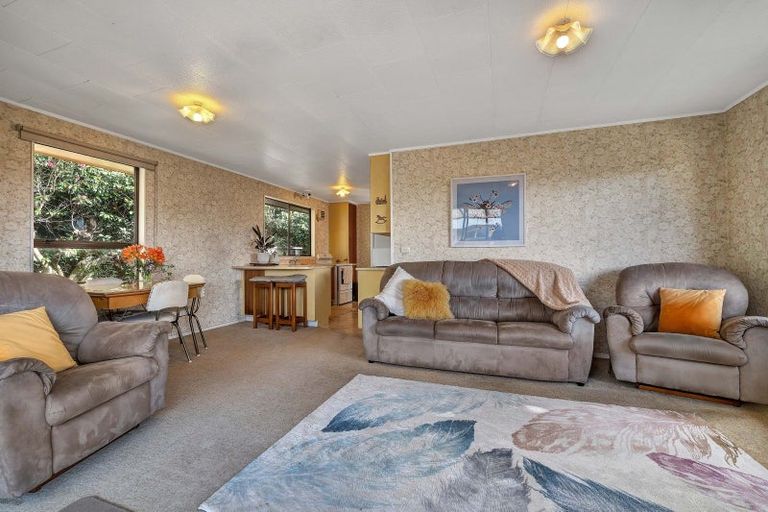 Photo of property in 1/12 Atiawa Street, Glen Avon, New Plymouth, 4312