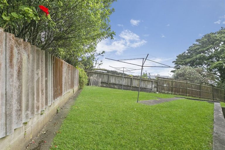 Photo of property in 2/15 Walter Macdonald Street, Howick, Auckland, 2014