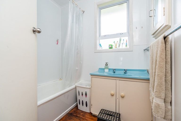 Photo of property in 46 Tirarau Street, Dargaville, 0310