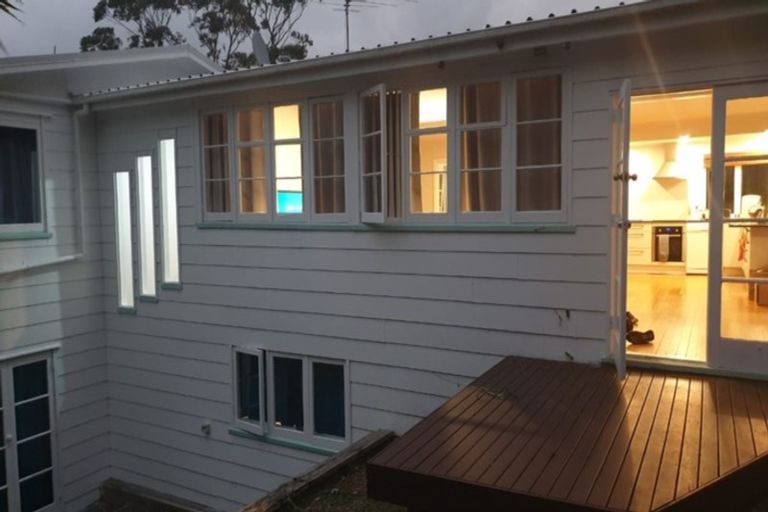 Photo of property in 56 Hastings Road, Mairangi Bay, Auckland, 0630