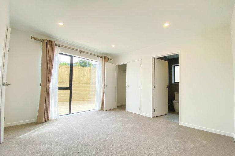 Photo of property in 37a Forrest Hill Road, Milford, Auckland, 0620