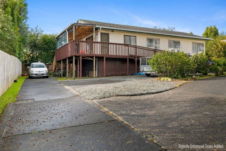 Photo of property in 27 Borich Road, Sunnyvale, Auckland, 0612