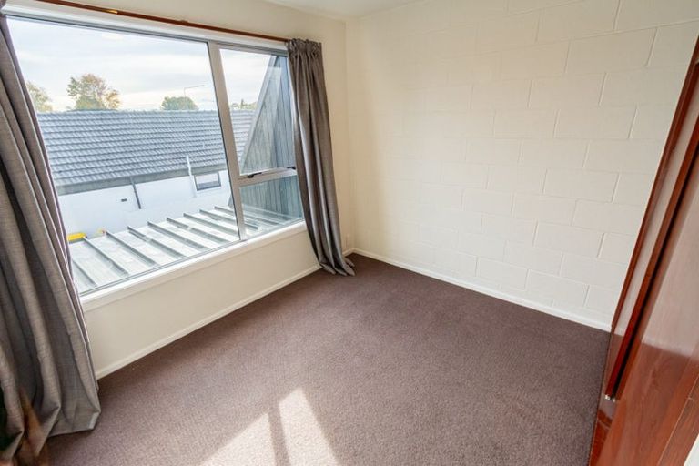 Photo of property in 2/85 Clyde Road, Ilam, Christchurch, 8041
