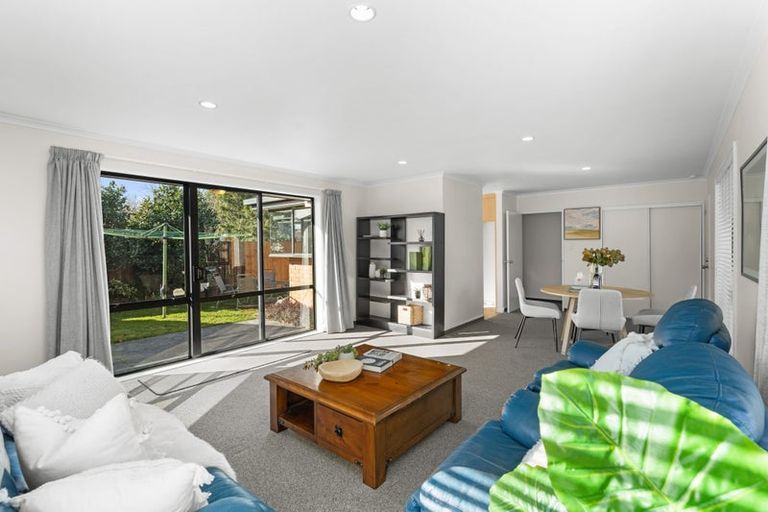 Photo of property in 1/32 Montclare Avenue, Avonhead, Christchurch, 8042