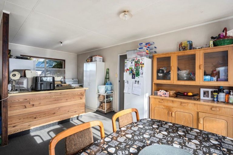 Photo of property in 2b Cherrywood Place, Western Heights, Rotorua, 3015