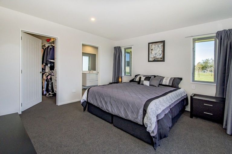 Photo of property in 25 Landsborough Drive, Darfield, 7571