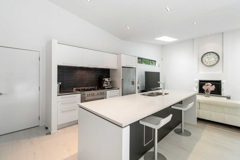 Photo of property in 23a Sarah Todd Lane, Waimauku, 0812