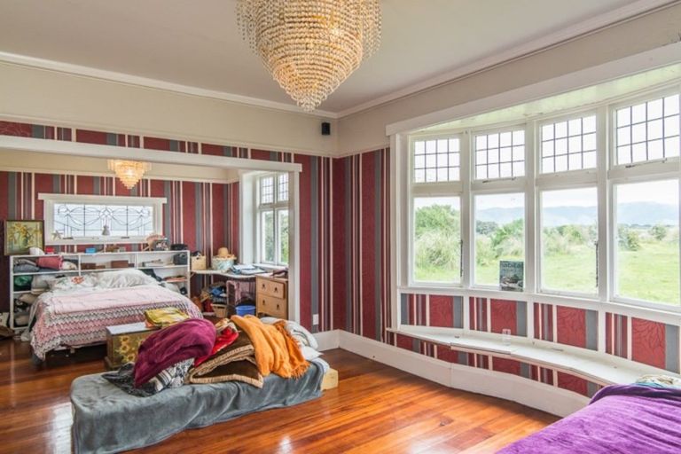 Photo of property in 55 Kapiti Lane, Otaki Beach, Otaki, 5512